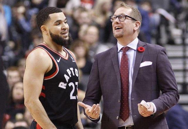 在竞争激烈 在竞争激烈