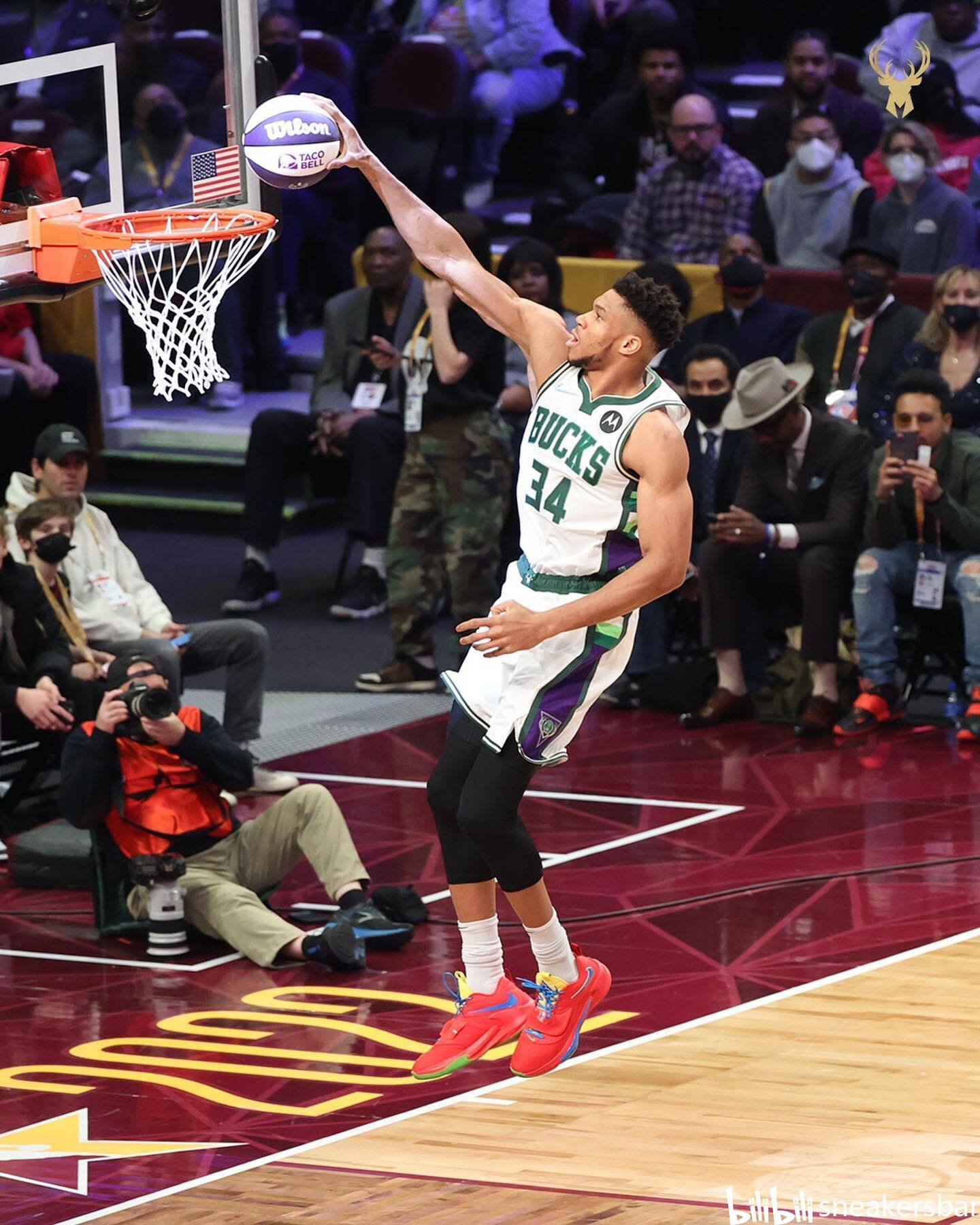 持了出色的 持了出色的