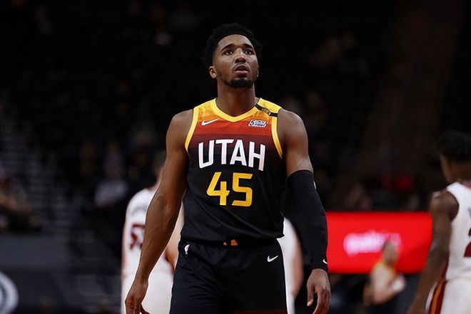 在比分胶着 在比分胶着