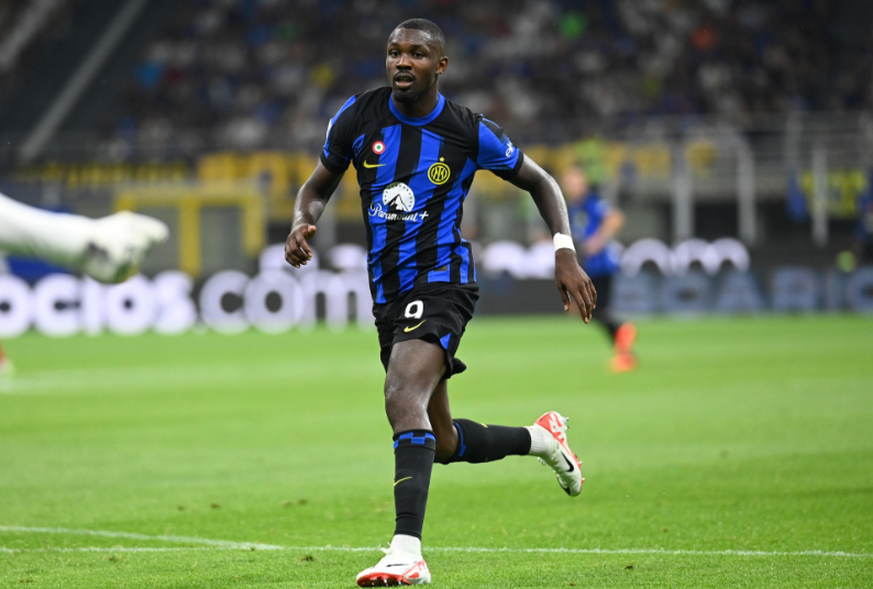 过度紧凑的 过度紧凑的